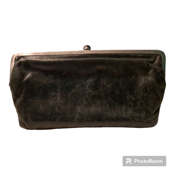 HOBO Lauren Clutch - Picture 2 of 9